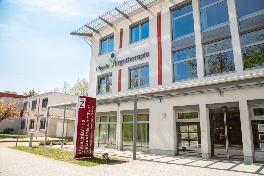 Außenansicht Physiotherapie Klinikum
